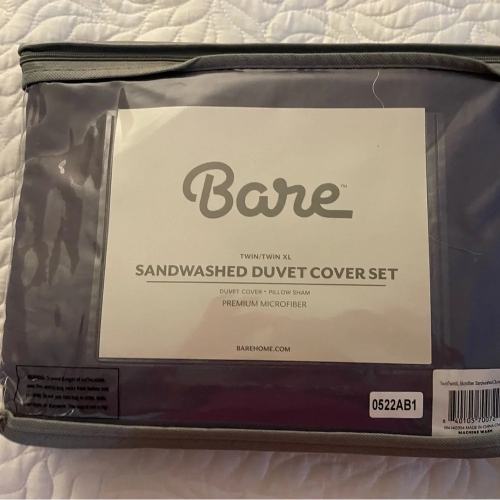 Dorm Twin XL duvet cover and down alternative comforter. New in bags
